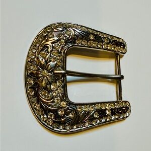 Western Silver Rhinestone Belt Buckle Floral Statement 3.25”